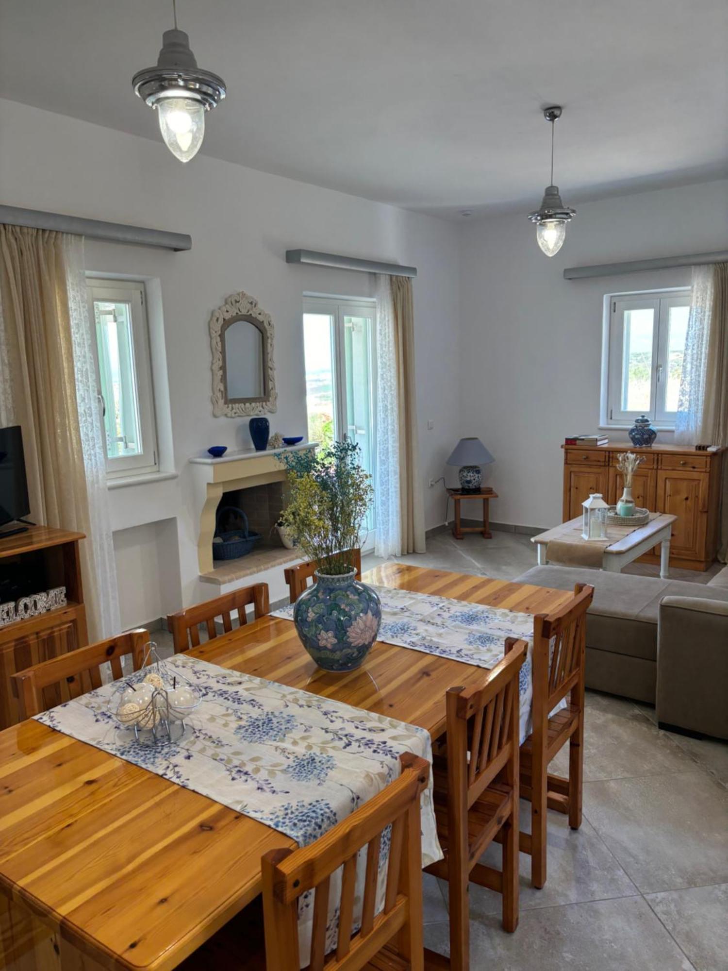 Yero Grivas Relaxing House-amazing Sea View *